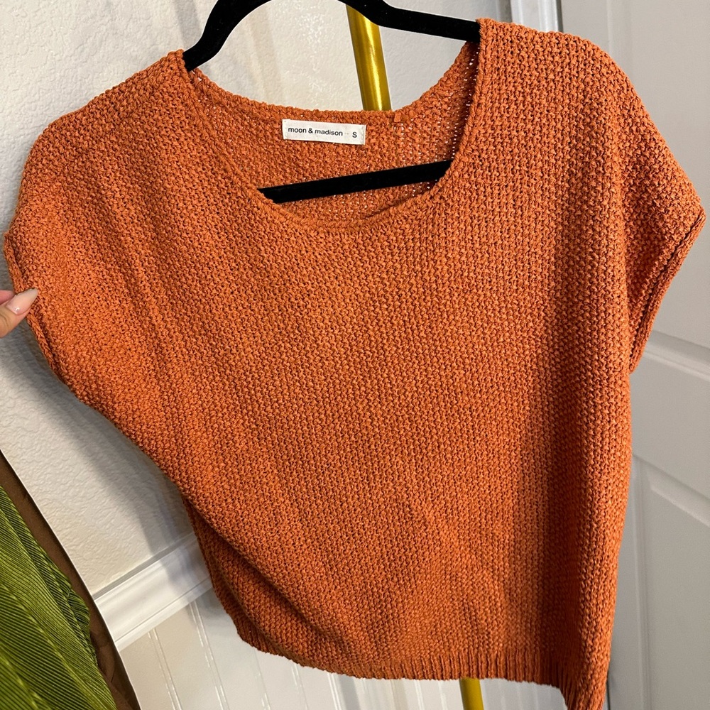 Moon & Madison Orange Knit Top